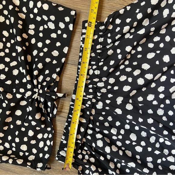Chic Black and White Polka Dot Set - Picture 3 of 11